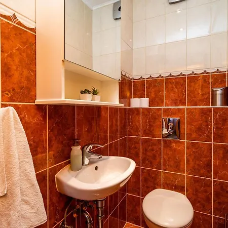 Spacious Three Bedroom * 두브로브니크