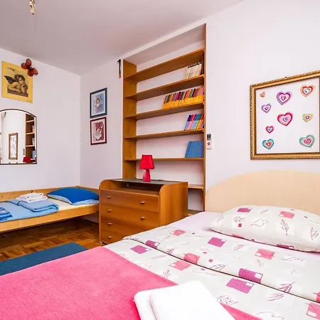 아파트 Spacious Three Bedroom