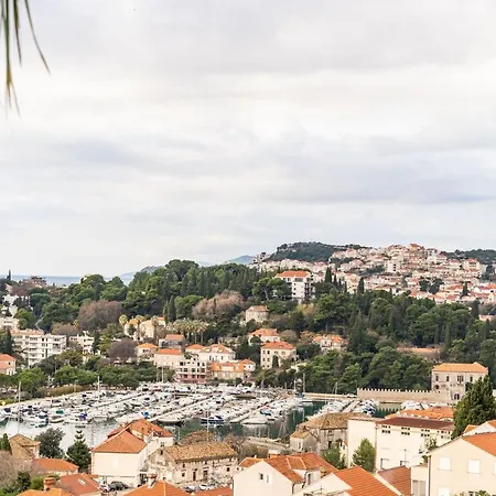 Spacious Three Bedroom Apartamento Dubrovnik