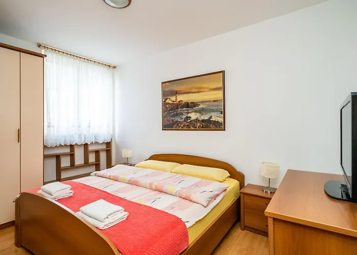 Spacious Three Bedroom Apartment