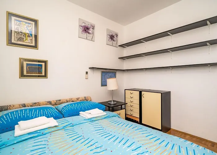 Apartament Spacious Three Bedroom