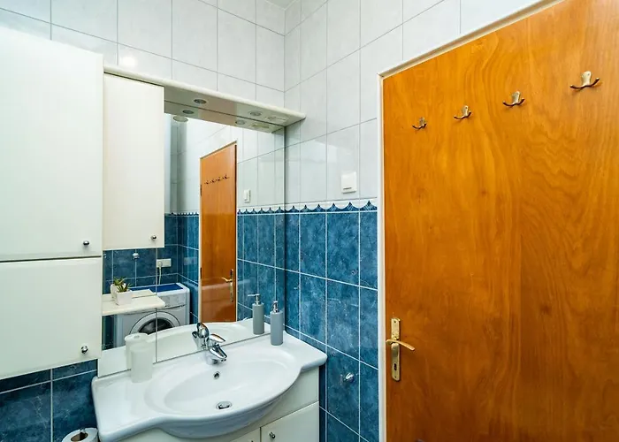 Spacious Three Bedroom Dubrovnik