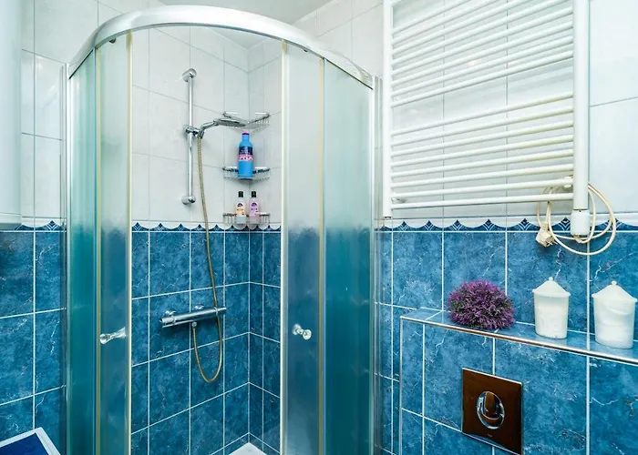 Spacious Three Bedroom * Dubrownik